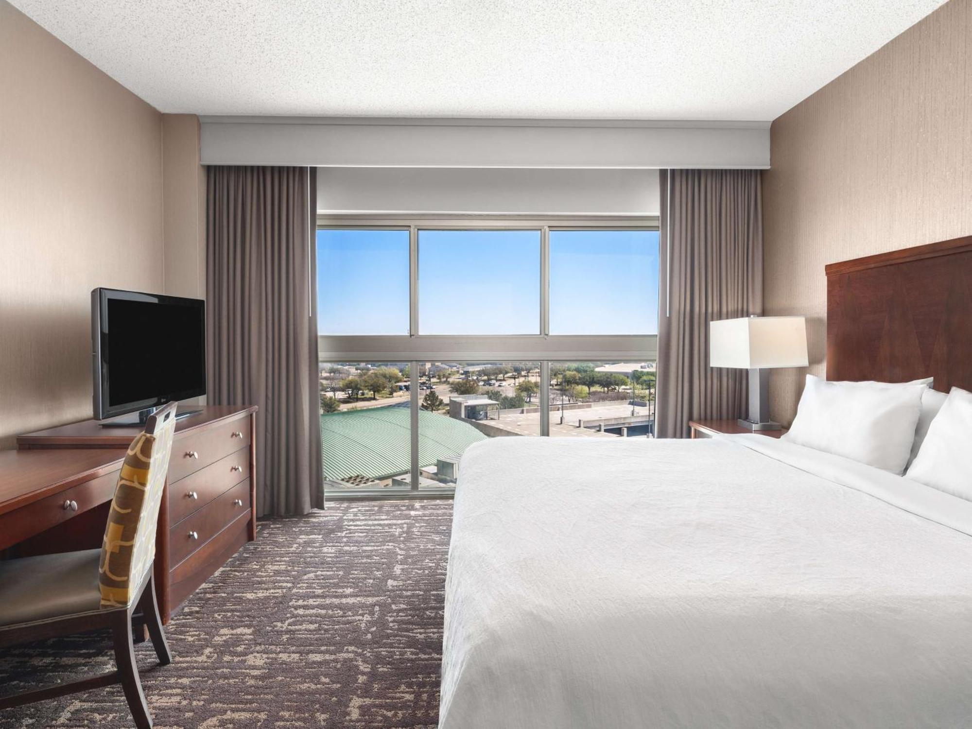 Embassy Suites By Hilton Dallas Frisco Hotel & Convention Center Exterior photo